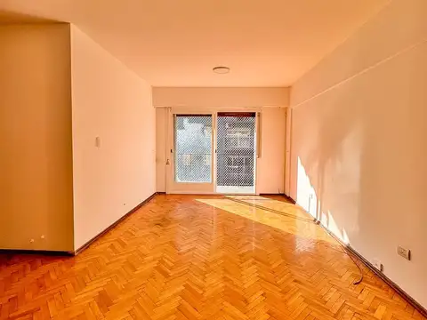 Doctor Rómulo Naón 3800, Piso 4