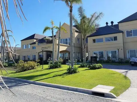 LOTE PREMIUM en Barrio "Los Nogales" Haras del Sur III, RP2 KM 70, Coronel Brandsen, Provincia de Buenos Aires