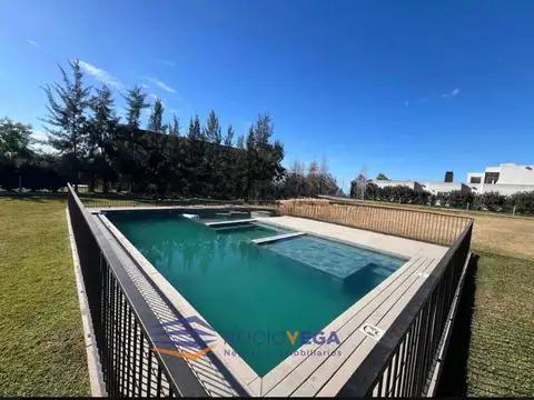 Casa en venta Club de Campo Los Pingüinos