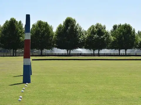 Venta Lote a la  laguna  1539m Zona 7 Technopolo