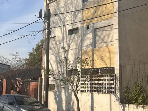 Oportunidad !!! Departamento en venta en Centro (Campana)