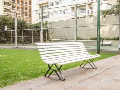 Palermo Chico, Bulnes 2700, piso 5, 3 amb, u$s  1,450 + expensas ( Junio 2026= $ 580,000) + ser...