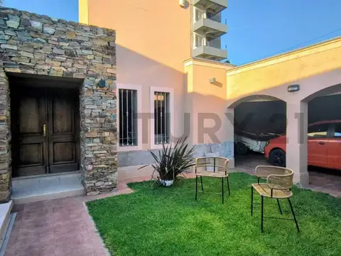 Abuera 700, Piso 0