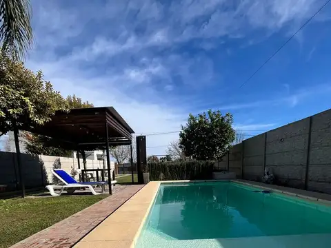 Casa 2 ambientes con 1 baño