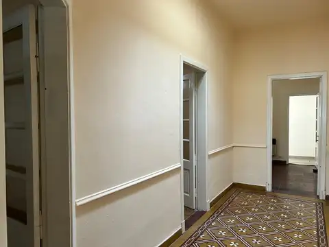 Casa en Alquiler en Centro De Lujan, $ 700.000