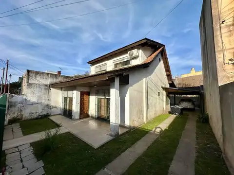 Casa en Venta 5 ambientes en Belen de Escobar