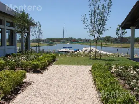 Terreno - Barrio Naútico Albanueva