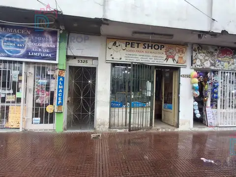 PH de 2 ambientes con terraza compartida y baulera sobre Av. Avellaneda – Virreyes
