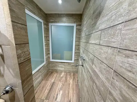 CASA 3 AMBIENTES EN VENTA EN LOMAS DE ZAMORA