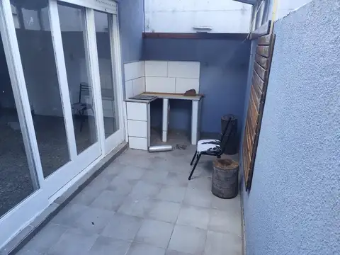 Depto Tipo Casa 3 ambientes con 1 baño