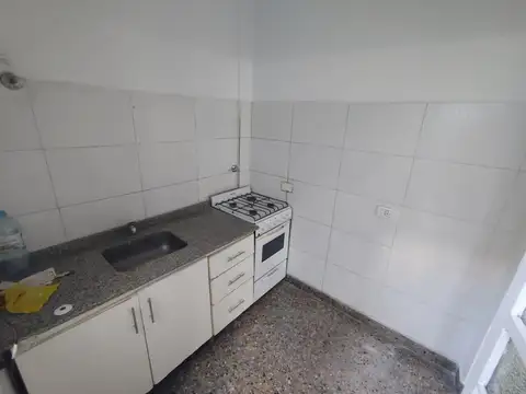 Depto Tipo Casa en Alquiler de 3 ambientes