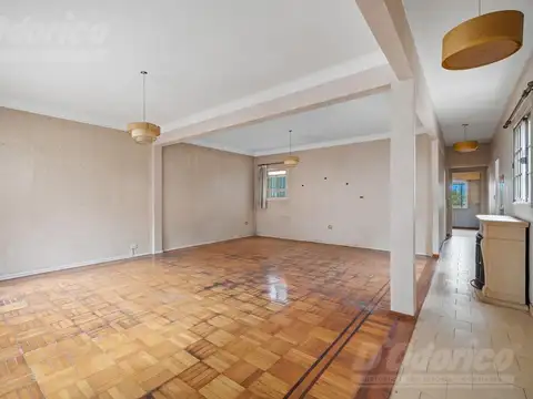 Departamento en Venta de 7 ambientes