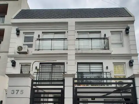 EXCELENTE DEPTO 2 AMB AMPLIO! MODERNO Y CON SUM!