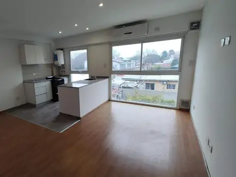 Bolivar 375 , Piso 2