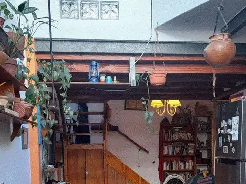 Depto Tipo Casa en Venta en Flores, USD 61.000