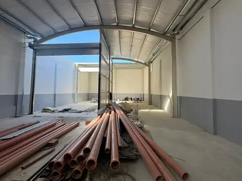 Galpon en Alquiler en Parque Chas, USD 15.000