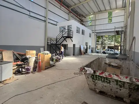 Galpón 850m2 S/Lote 12x59 a ESTRENAR Mixt 3