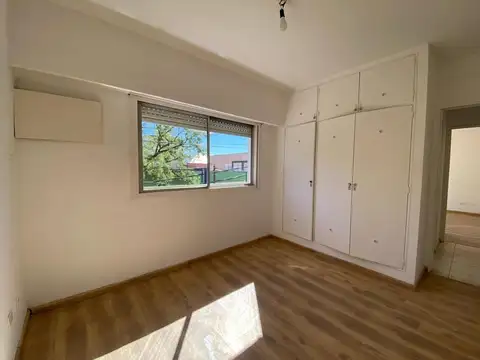 Departamento en Venta en Zarate, USD 130.000