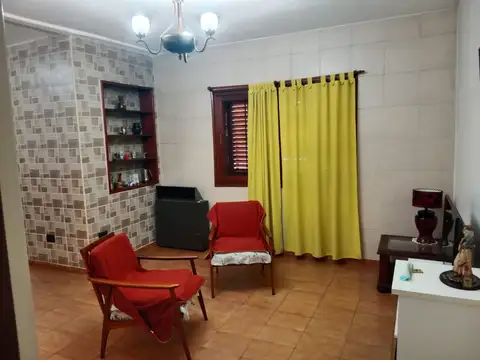 Casa en alquiler en Quilmes Oeste
