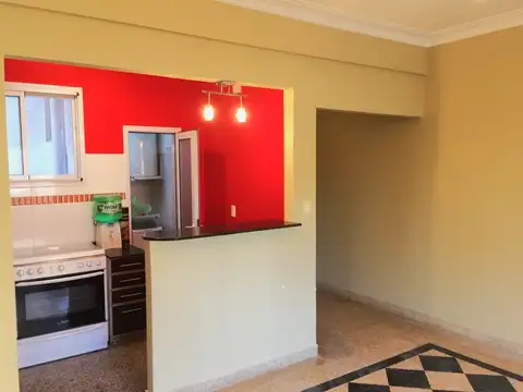 VENTA . DEPTO 3 AMBIENTES. CÉNTRICO en San Martin, G.B.A. Zona Norte, Argentina