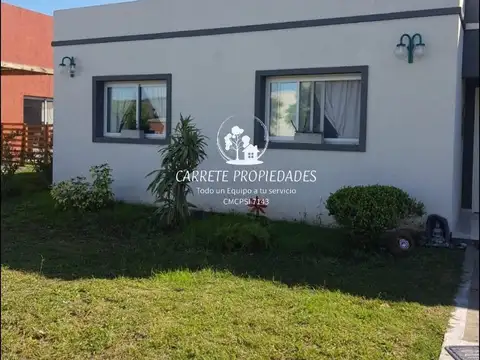 Casa 5 ambientes con 3 baños