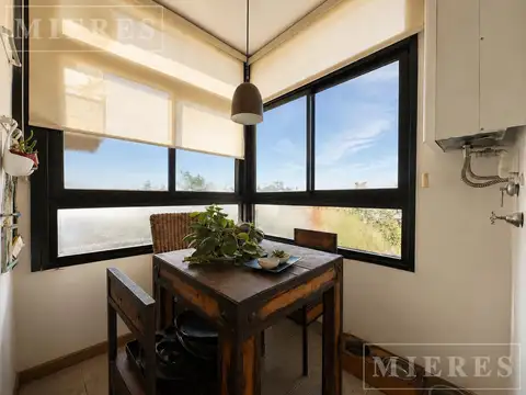 Departamento 4 ambientes con 2 baños