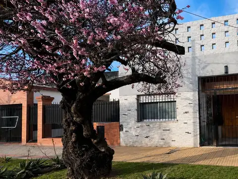VENTA CASA LOMAS DE ZAMORA APTO CREDITO
