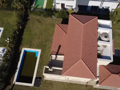 Excelente casa en venta en Lagos de Canning