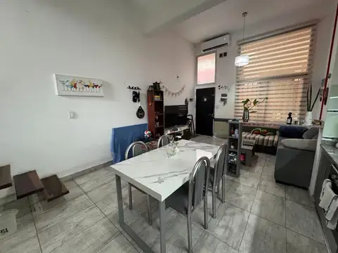 Depto Tipo Casa 3 ambientes con 1 baño