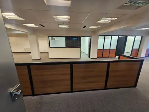Oficina en Alquiler en MIcrocentro / Centro