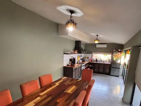 CASA 4 AMBIENTES C/ PILETA QUINCHO COCHERA 408M2