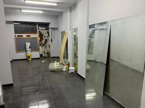 Local en Alquiler en Botanico, $ 1.000.000