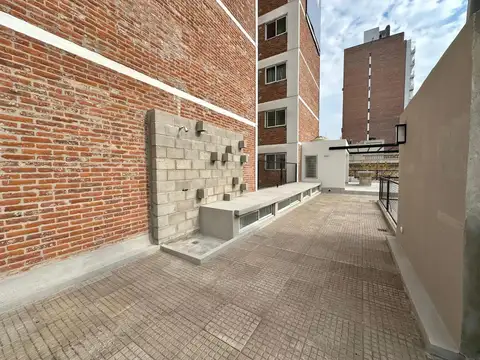 VENTA CASA DE PLANTA ALTA 3 DORMITORIOS AMPLIA TERRAZA