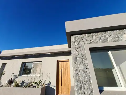 Casa en venta en Pilar del Este Santa Sofia