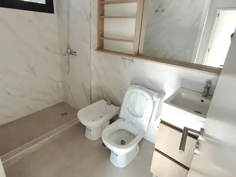 Casa 3 ambientes con 2 baños