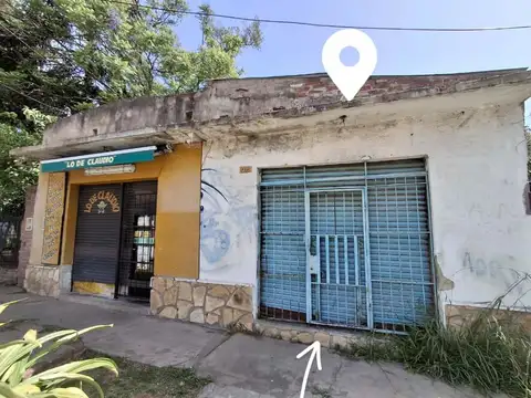 Local en Jose León Suarez