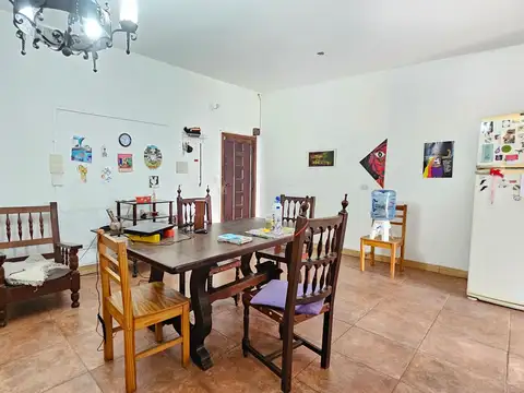 VENTA CASA 7 AMBIENTES BºSAN SALVADOR APTA CREDITO