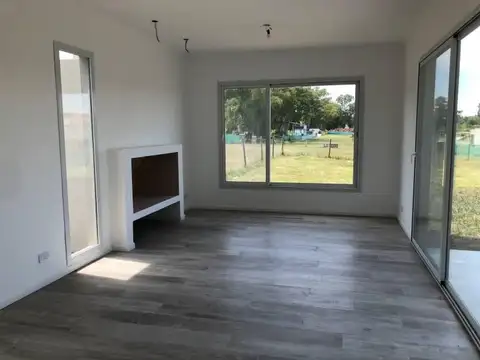 Casa en Venta en Pilar Del Este, USD 145.000