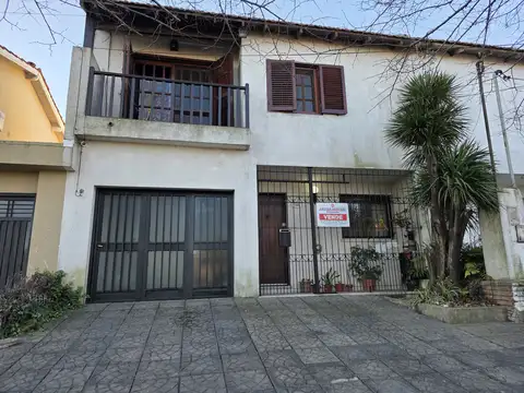 Casa a la Venta de Cuatro Dormitorios