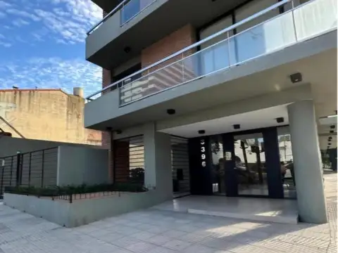 Departamento  en venta  3 ambientes  en Olivos
