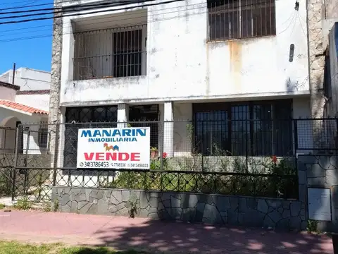 Se escuchan OFERTAS! casa a Reciclar en el Corazón de Alberdi