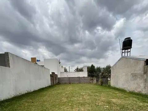 Terreno en Venta en Arroyo Seco, USD 35.000