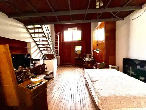 VTA SAN TELMO PH TIPO CASA LOFT DOBLE ALTURA PATIO