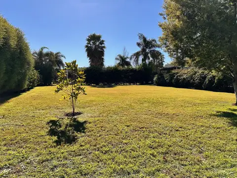 Terreno en Venta 20  mts Frente