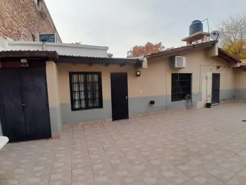 Casa en venta en Ciudad Mendoza| 3 dormitorios| patio| apta crédito