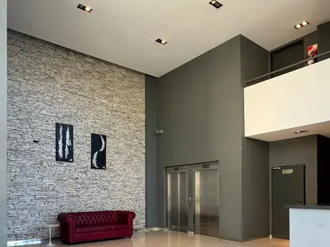 Oficina en Venta con 1 cochera