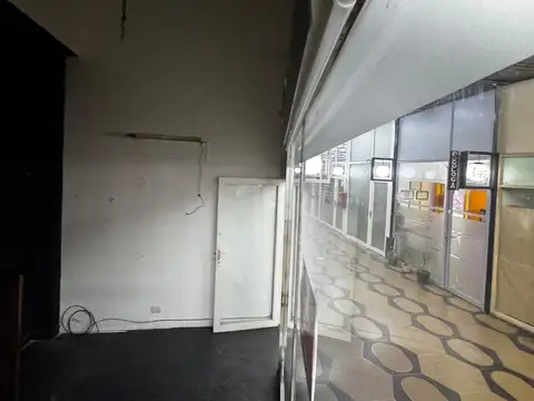 Del Barco Centenera 100, Piso Del