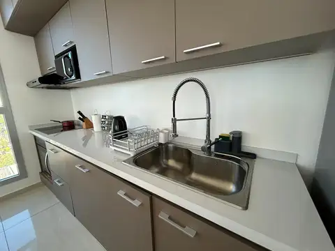 Departamento 4 ambientes con 2 baños