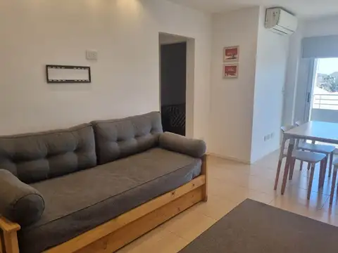 Venta departamento 2 ambientes c cochera Bandfield