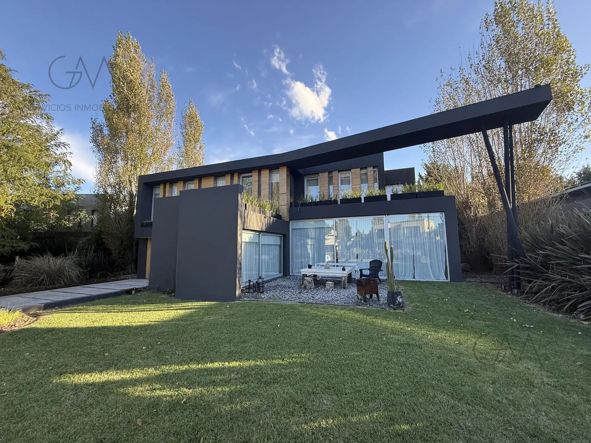 Casa en venta – Barrio Privado Rumencó